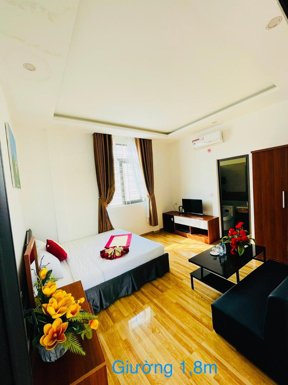 Sapphire Hotel Hue Exterior foto